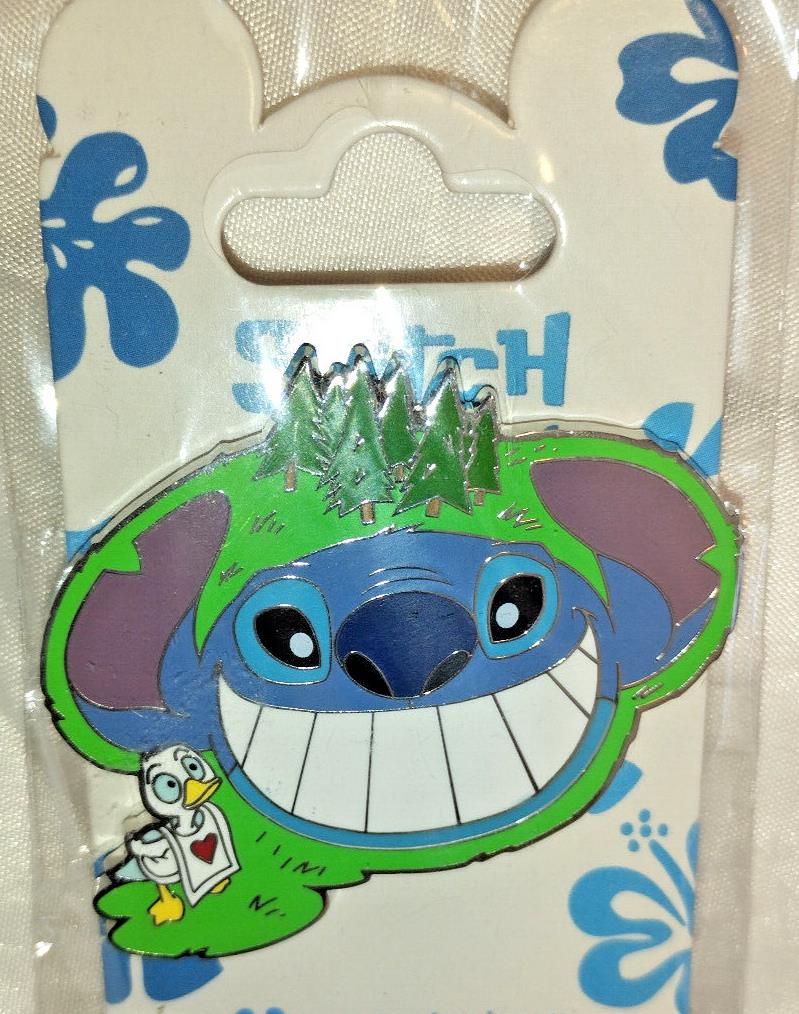 Stitch Duckling Alice's Curious Labyrinth Disney Land Paris DLP May 2023 Pin