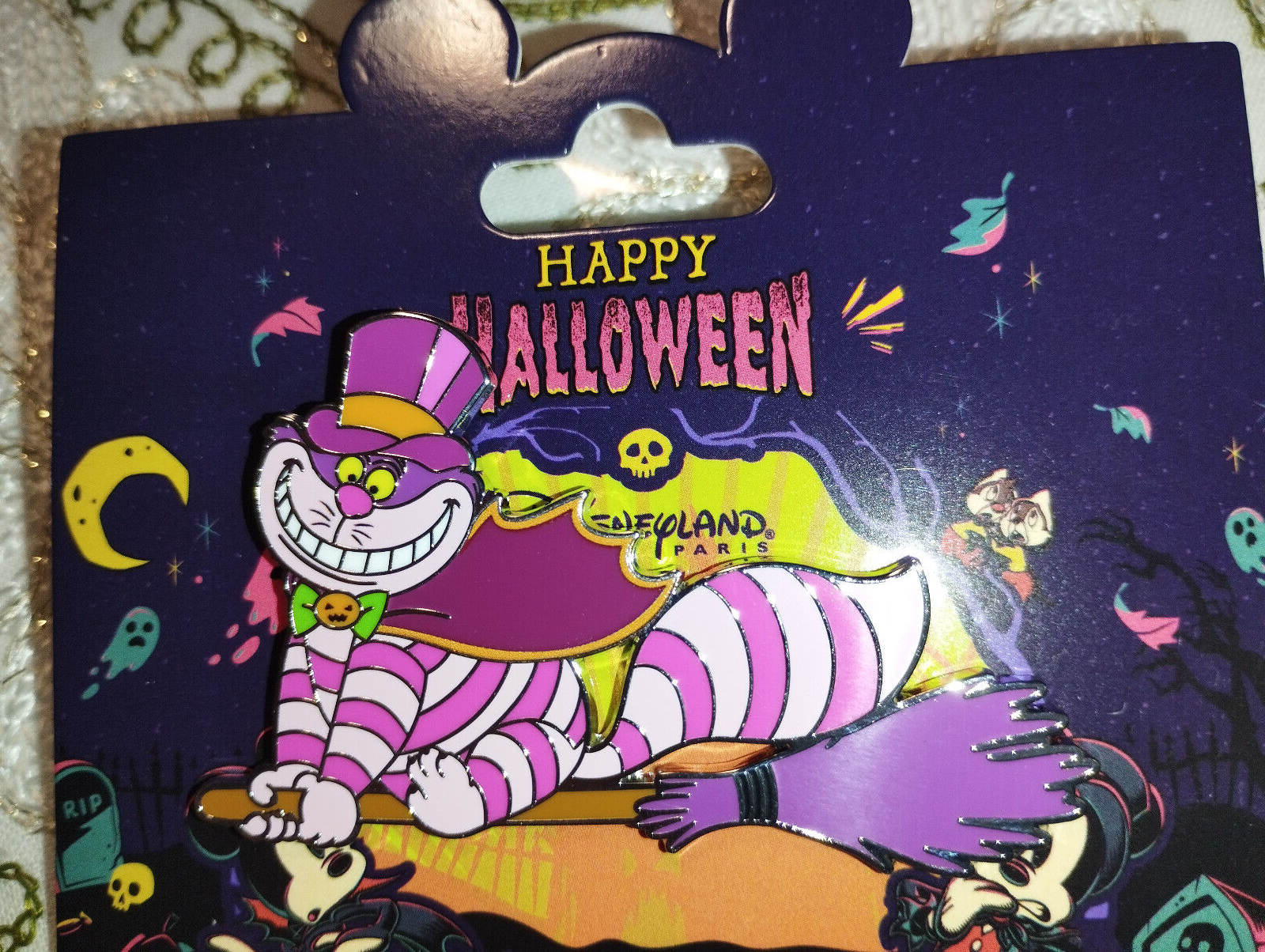 Cheshire cat Flying Broom Stick Halloween Disney Land Paris DLP Oct 2023 Pin