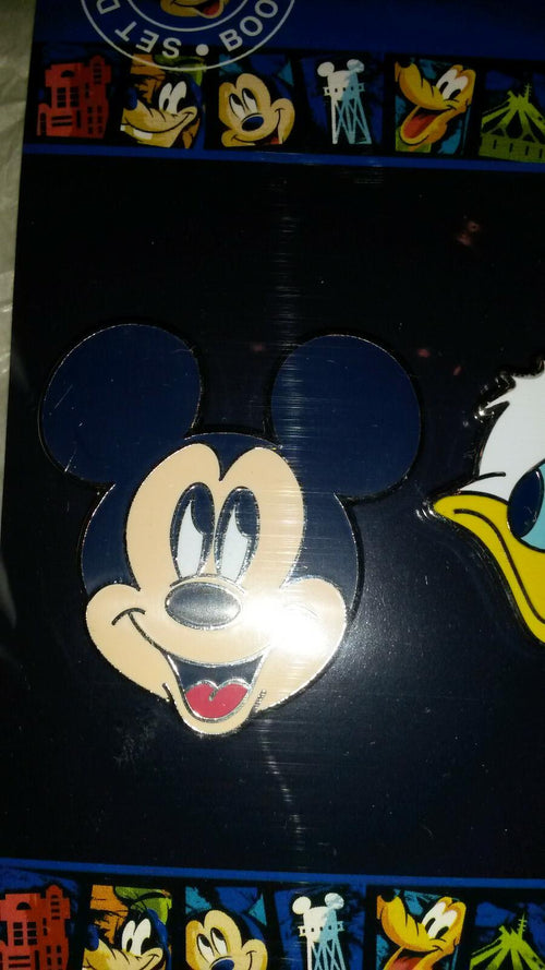 2020 Mickey Donald Minnie Disney Land Paris Dlrp Dlp 2019 Booster 4 Pins Set