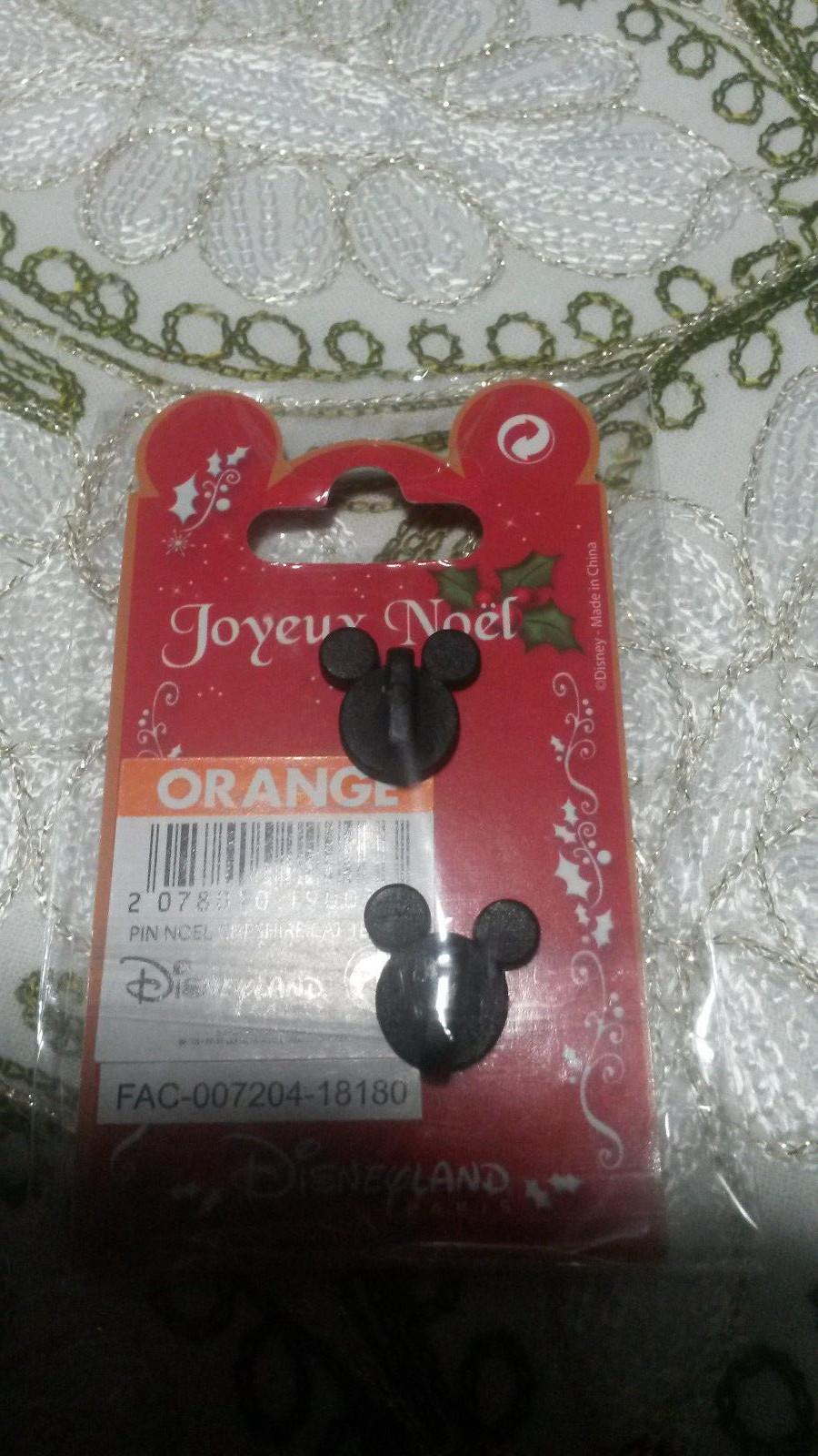 New Cheshire with Xmas Red Hat August 2018 Disney Land Paris Dlrp Dlp Pin