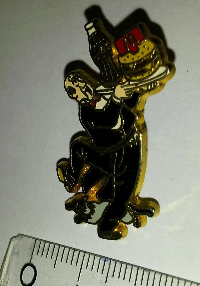 Nestor serving Coca Cola and Mc Donald with cat running Tintin Pin
