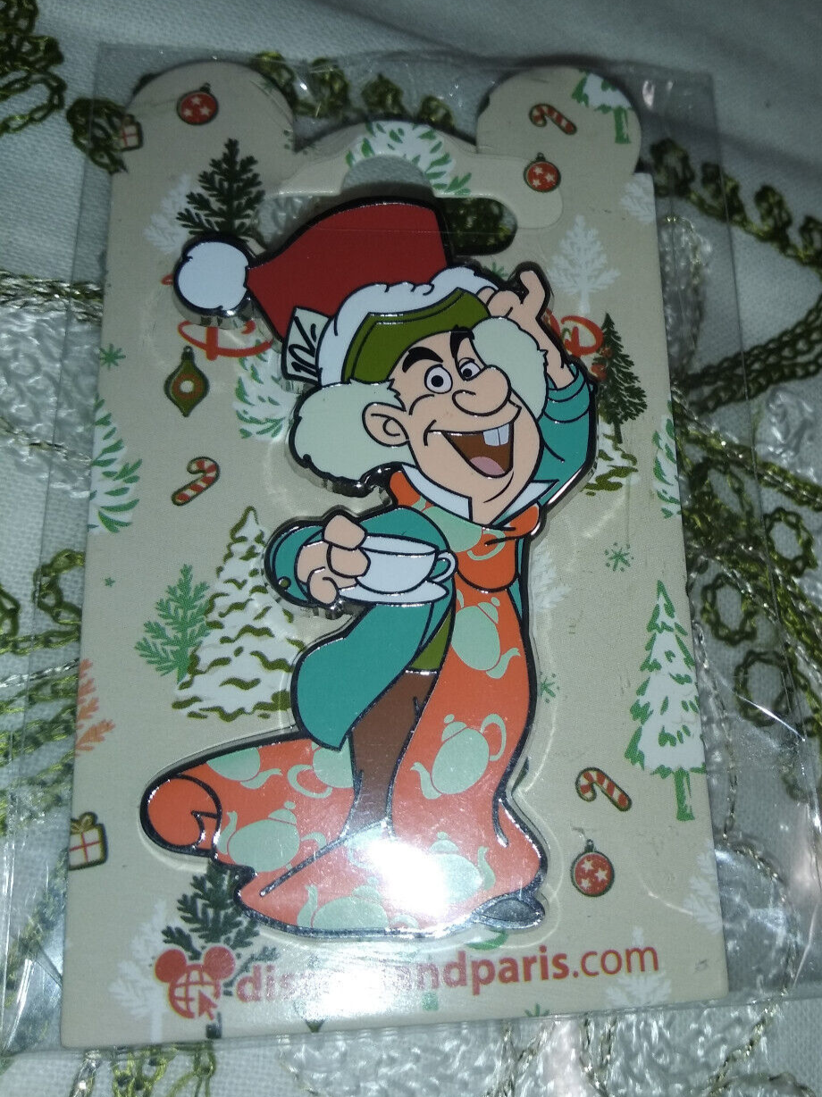 Christmas Mad Hatter with hat Disney Land Paris DLP Dec 2022 Pin