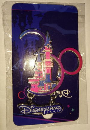 30周年記念 眠れる森の美女の城 ディズニーランドパリ DLP 2022 ダングルピン