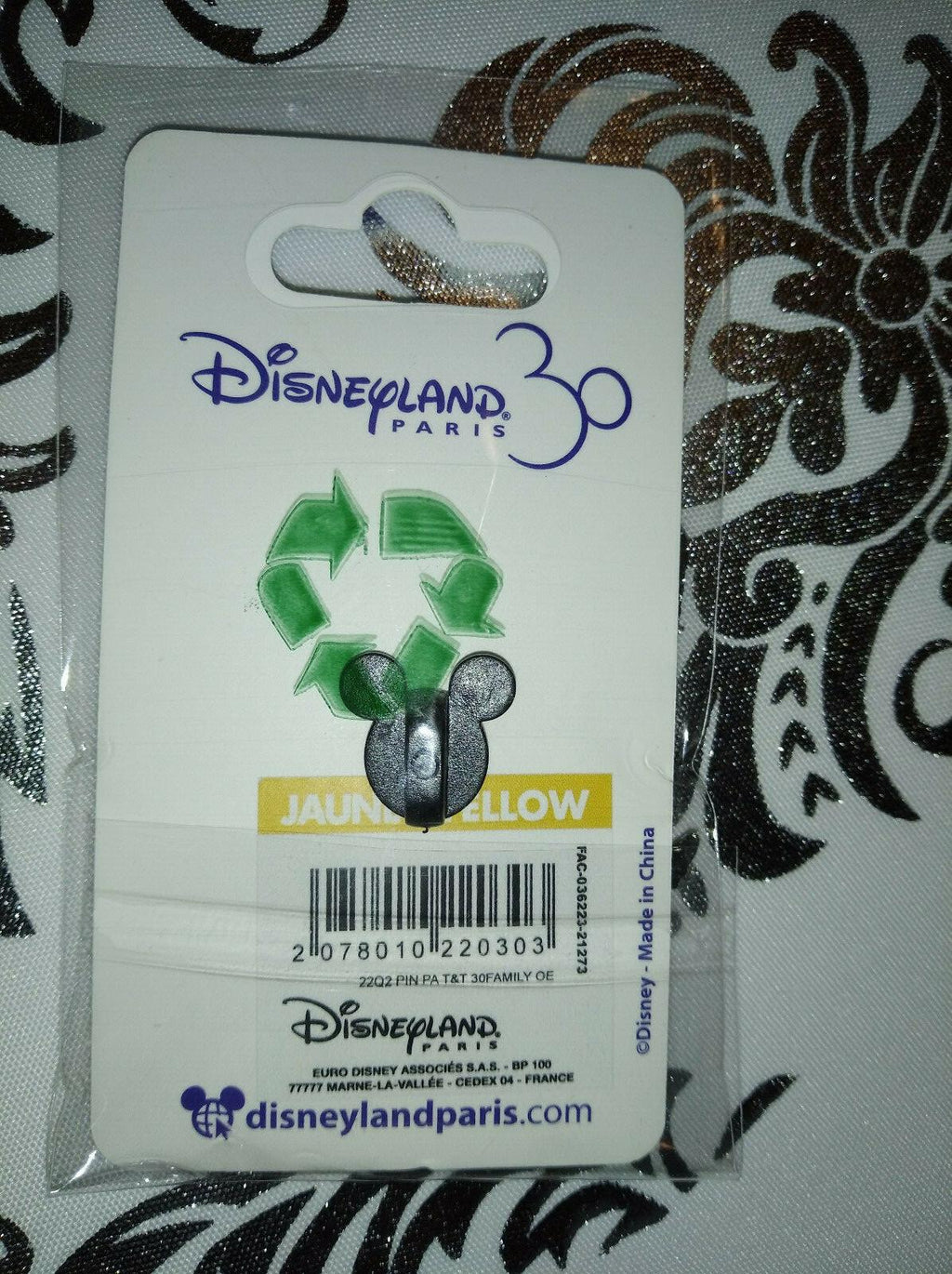 30th Pass Annuel Chip and Dale with flower Disney Land Paris Dlp 2022 Pin