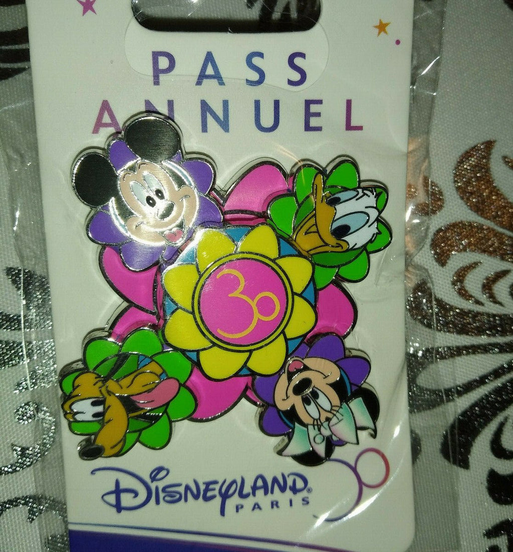 30th Pass Annuel Mickey Donald Pluto Minnie Disney L Paris Dlp 2022 Spinner Pin
