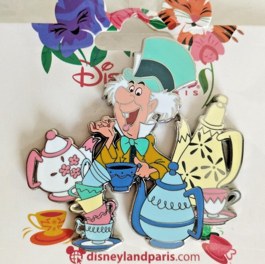 Alice Mad Hatter serving tea teapots Disney Land Paris Dlrp Dlp 2023 Jumbo Pin