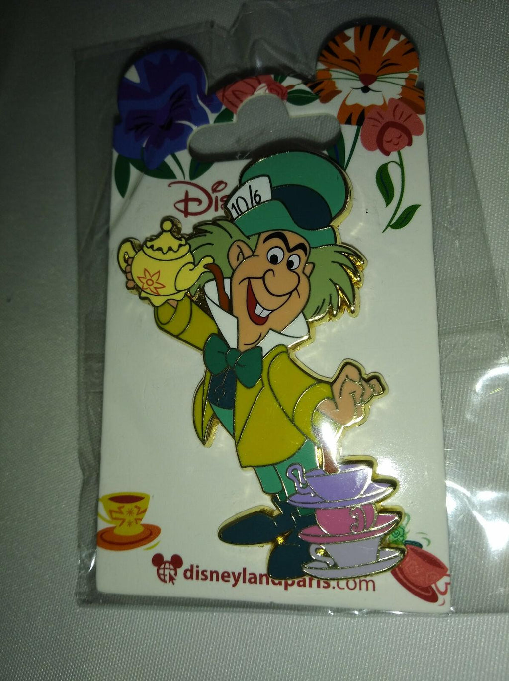 Alice's Mad Hatter serving tea in his shirt Disney Land Paris Dlp April 2022 Pin