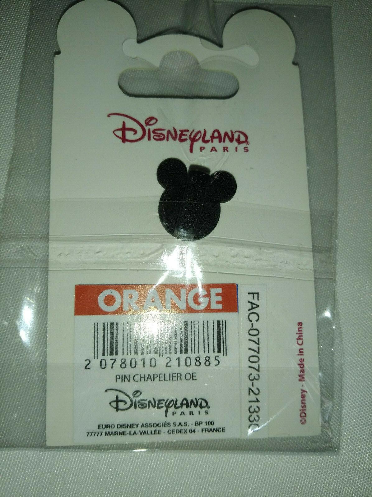 Alice's Mad Hatter serving tea in his shirt Disney Land Paris Dlp April 2022 Pin