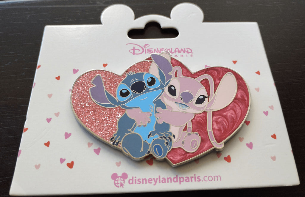 Angel & Stitch in Heart Valentine Disney Paris Dlrp Dlp Fev 2024 Glitter Pin