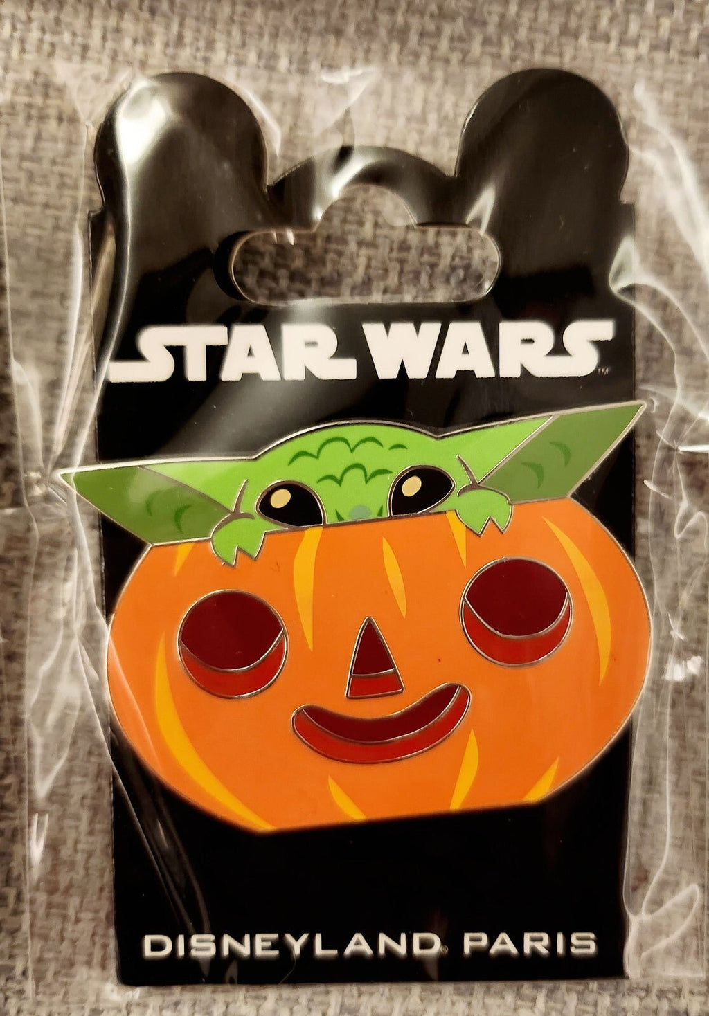 Baby Yoda Star Wars Pumpkin Halloween Series Disney Paris DLRP DLP Oct 2022 Pin