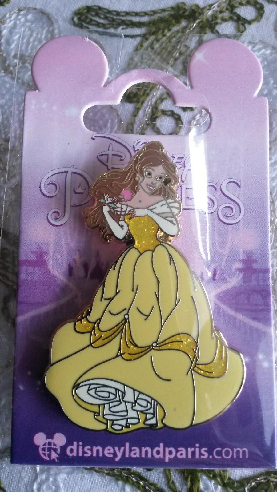 Belle holding rose yellow ball gown Disney Land Paris Dlrp Dlp 2014 glitter Pin