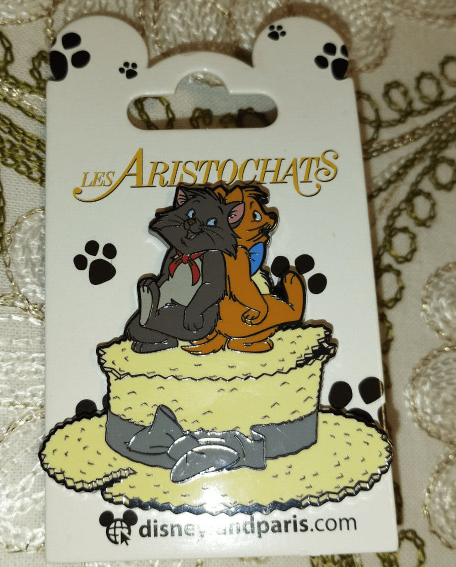 Berlioz Toulouse Sitting on Straw Hat Aristocats Disney Land Paris Dlp 2024 Pin