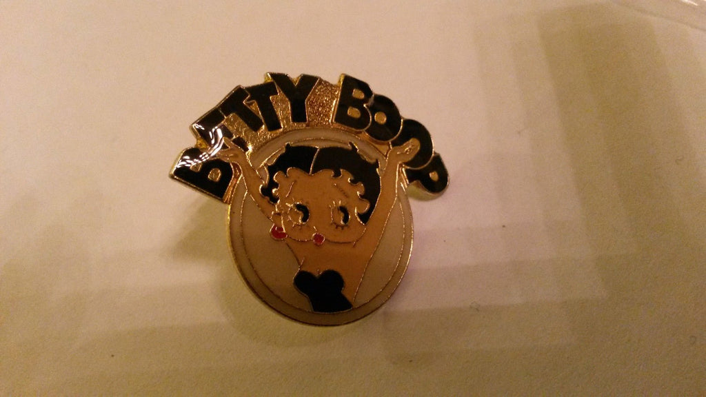 BETTY BOOP hands in the air PIN PIN'S