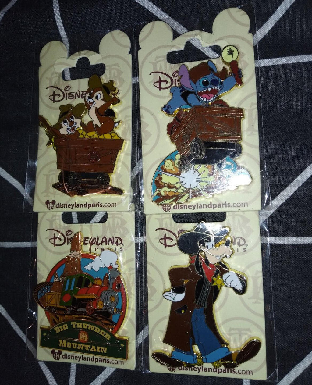Big Thunder Mountain Chip & Dale Stitch Goofy Dlp Disney Paris 2021 4 Pins Set