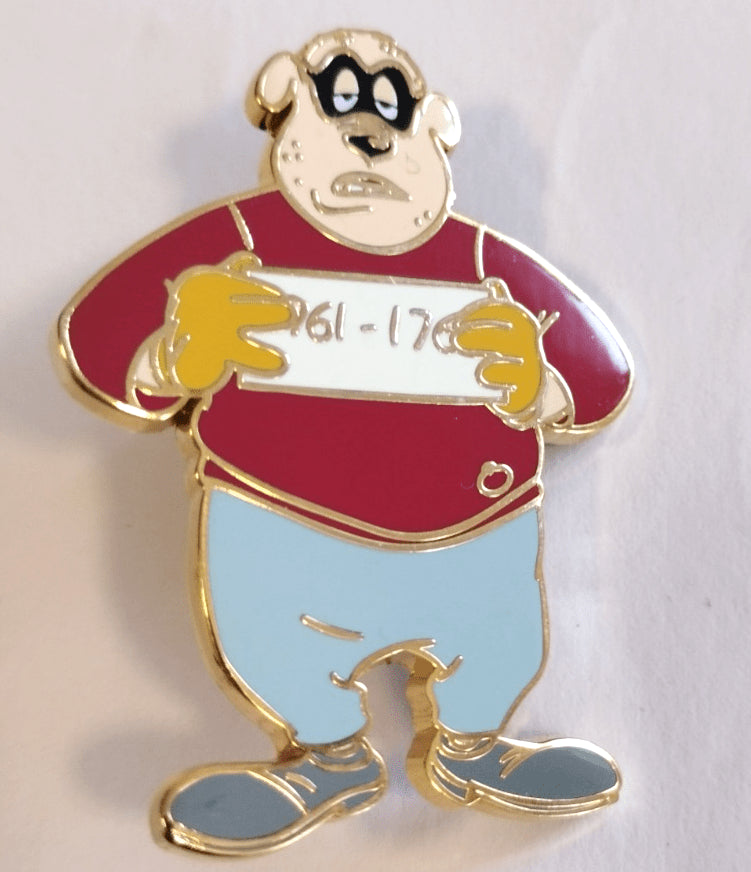 Burger Beagle Mug Shot Cast Lanyard series 5 Disney Paris Dlp DLRP May 2011 Pin
