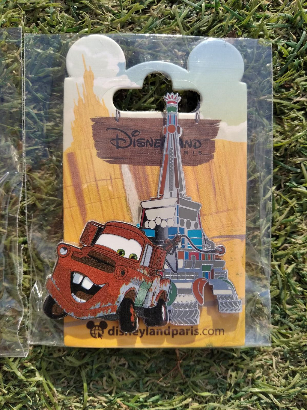 Cars Flash McQueen Tow Mater Logo 3 pins set Disney Land Paris DLP Nov 2022 Pin