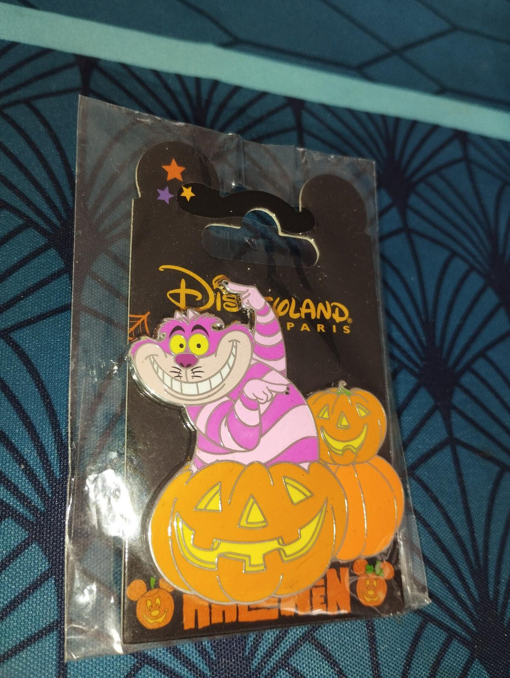 Cheshire cat out of a Pumpkin Halloween Disney Land Paris Dlp Dlrp 2021 Pin