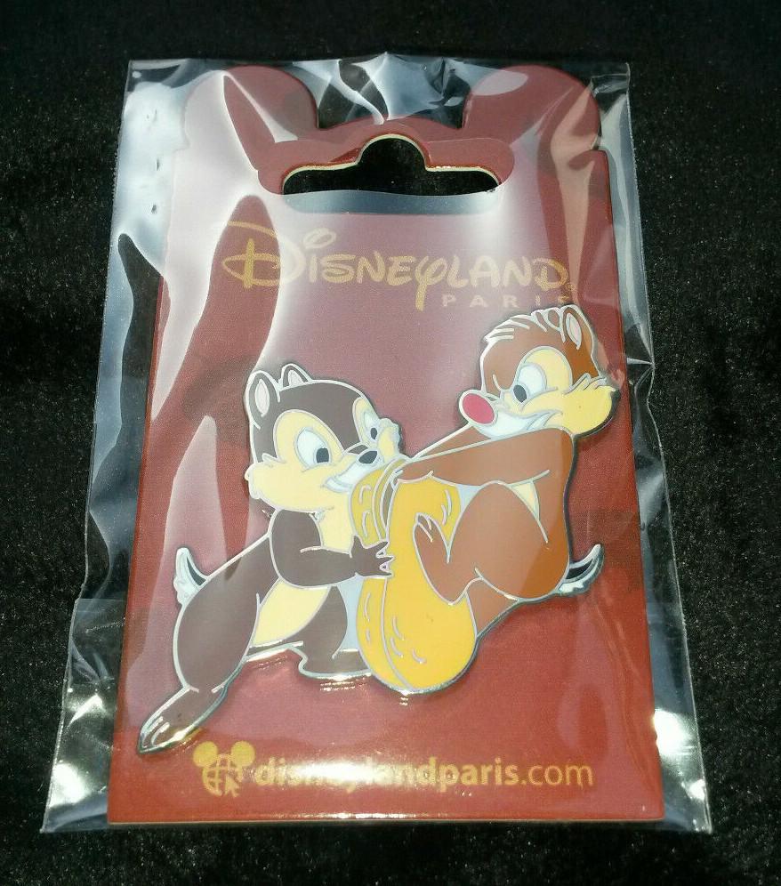 Chip and Dale Crushing Peanut Disney Land Paris Dlrp Dlp 12/02/ 2021 Pin
