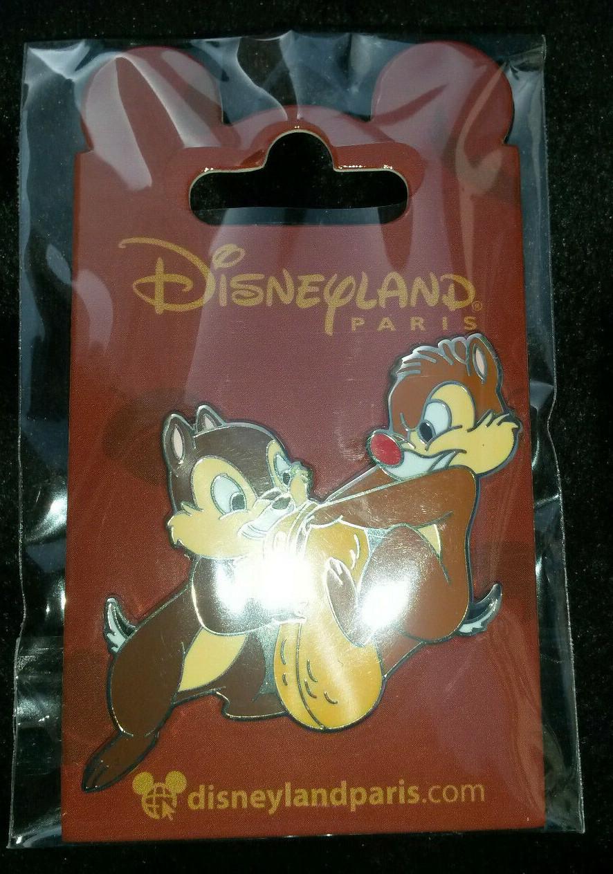 Chip and Dale Crushing Peanut Disney Land Paris Dlrp Dlp 12/02/ 2021 Pin