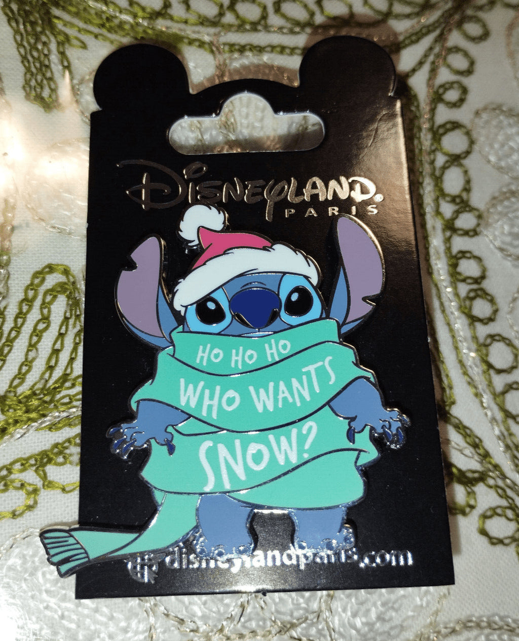 Christmas Stitch Santa Claus Who wants snow Disney Land Paris DLP Dec 2023 Pin