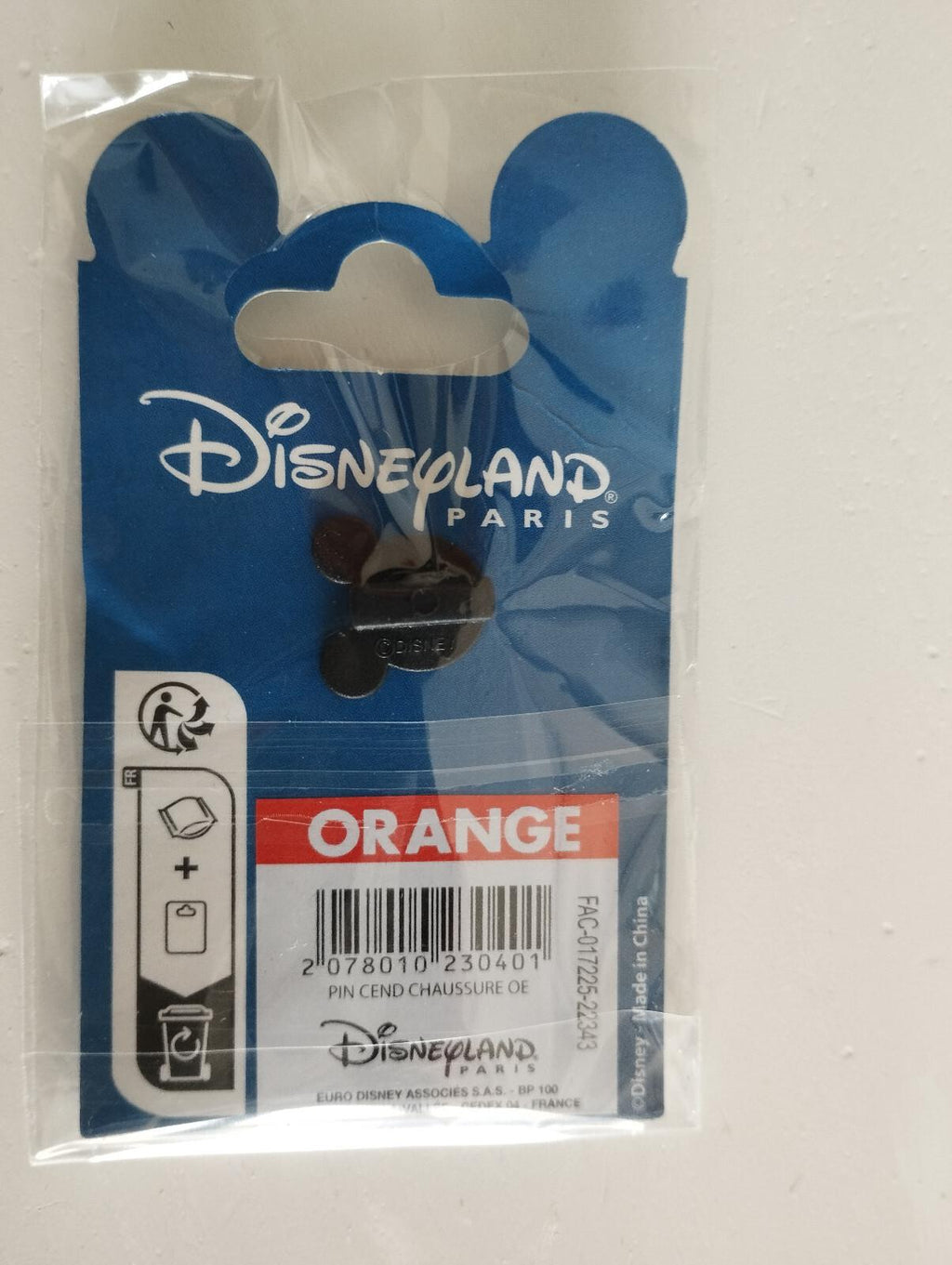 Cinderella Ball Gawn Dress holding Glass Slipper Disney Paris Dlrp Dlp 2023 Pin