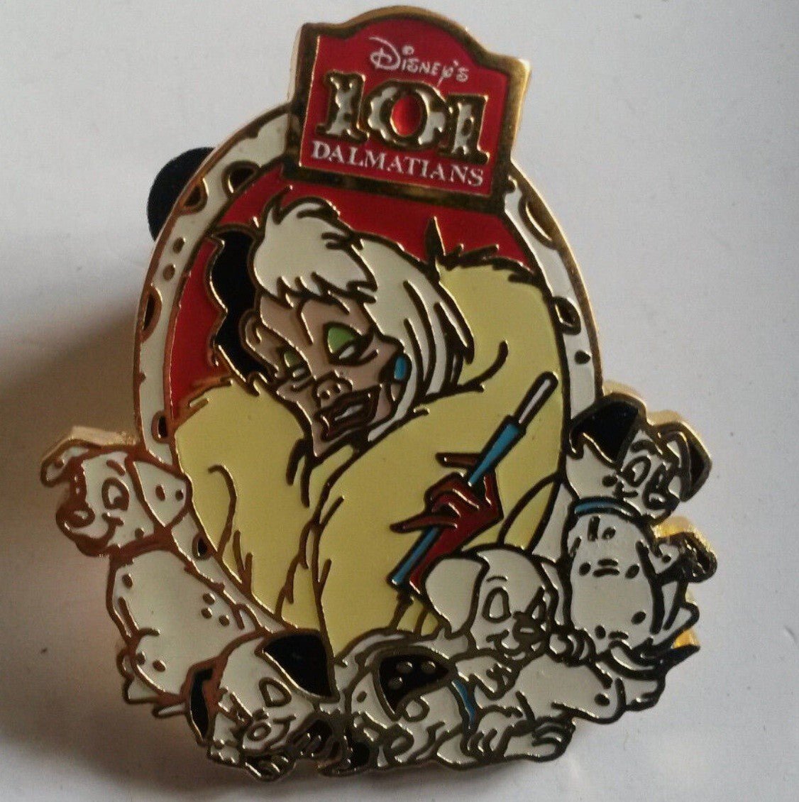 Cruella Dalmatian Cast Member Lanyard Series 2 LE Disney Land Paris Dlrp Dlp pin