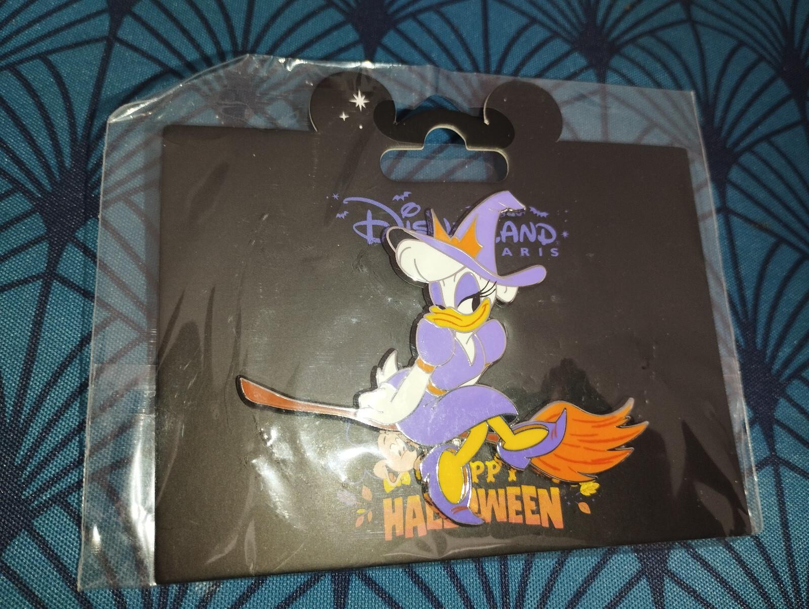 Daisy Witch on Broomstick Halloween Disney Land Paris Dlp Dlrp November 2021 Pin