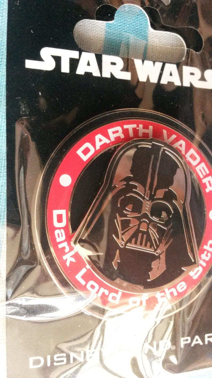 Darth Vader Star Wars Medal Disney L Paris Dlrp Dlp 2015 Round 3D Pin on Pin