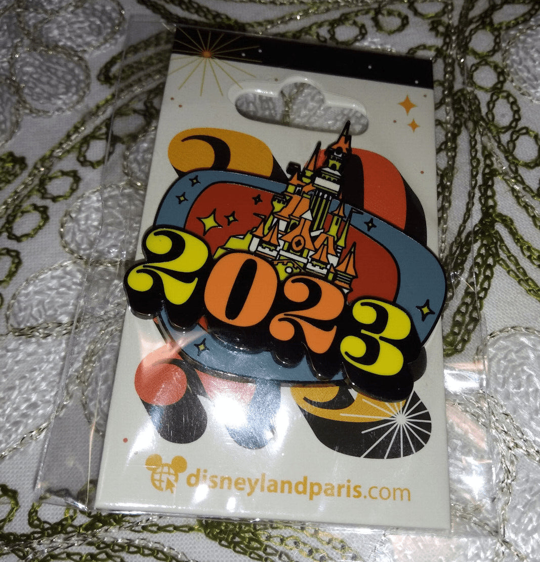 Disney Paris Dlp January 2023 Celebration 6 pins Set Mickey Minnie Chip Spinner