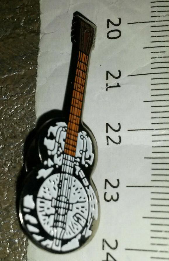 Dobro Style Guitar White on Silver Colour Pin