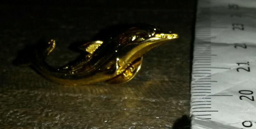 Dolphin Gold colour 3D Pin