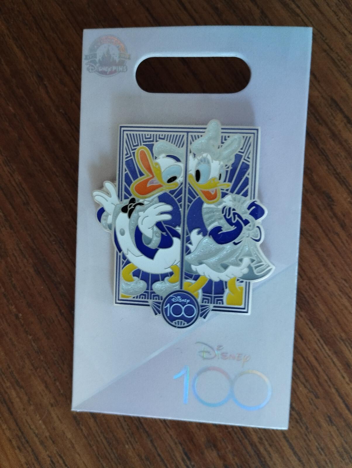 Donald &Daisy Dlp 2023 Disney 100 Platinum Edition Celebration Pin