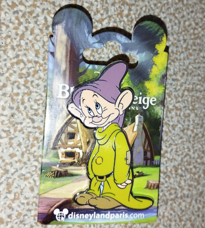 Dopey Dwarf Snow White set Dlp Dlrp Disney Land Paris March 2024 Pin