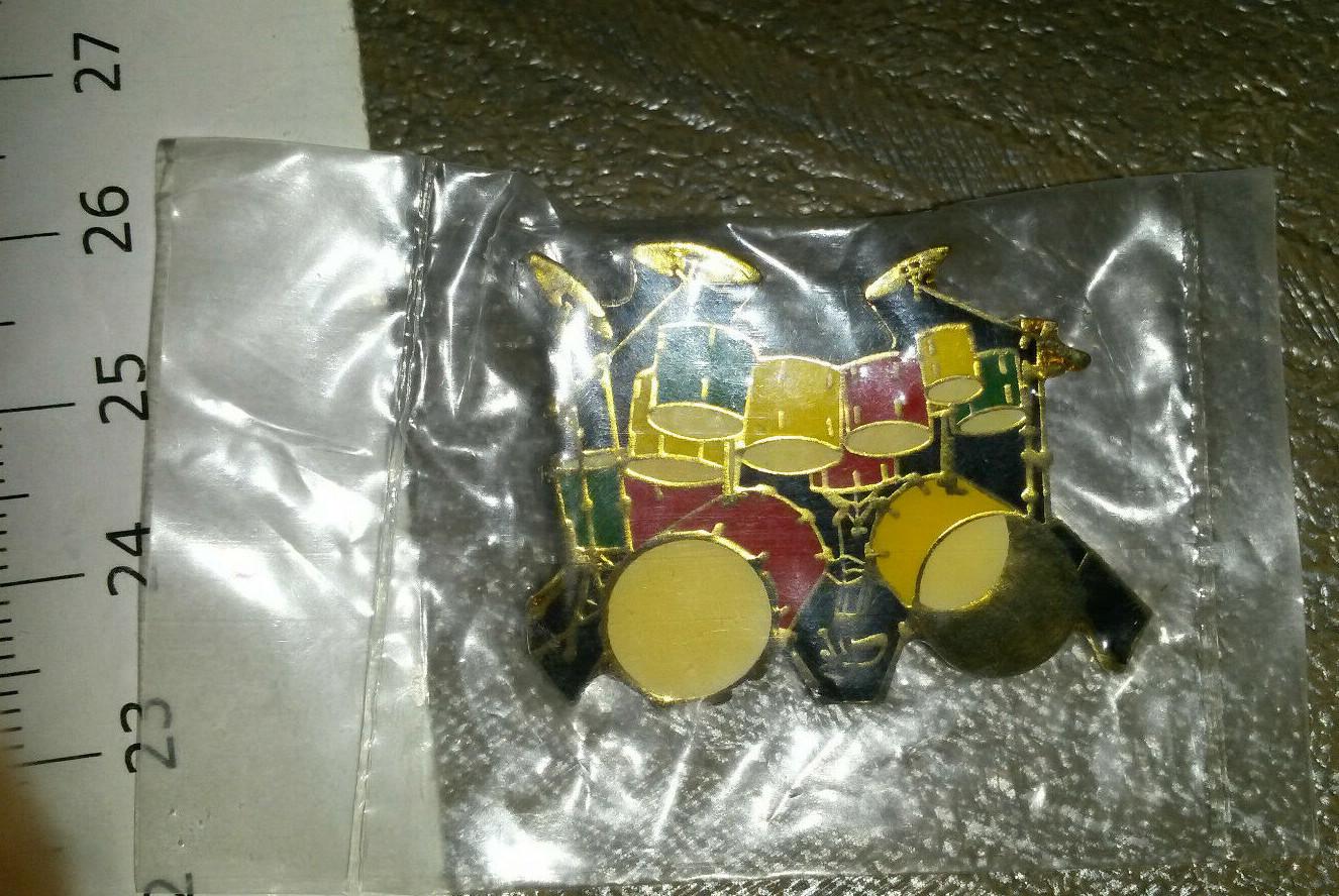Drum set Rasta colours version Pin