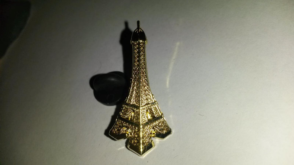 Eiffel Tower 3D gold colour Tour Eiffel en relief couleur or Pin Pin's