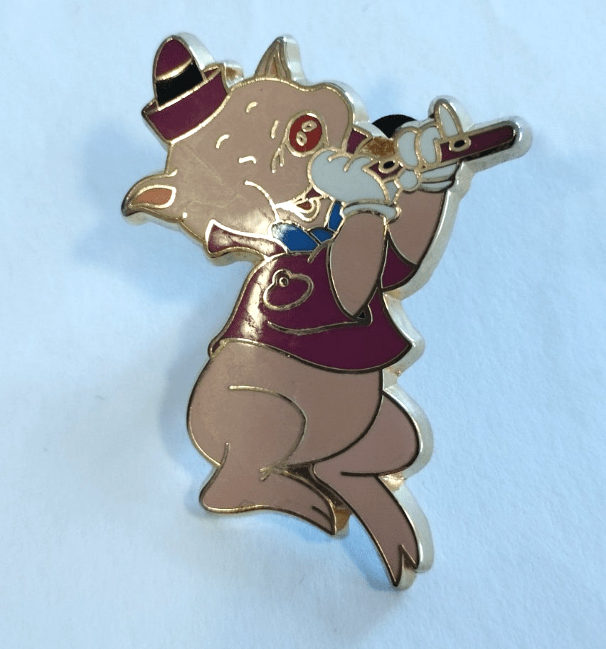 Fifer Pig - Cast Lanyard series 4 Disney Land Paris Dlp DLRP August 2009 Pin