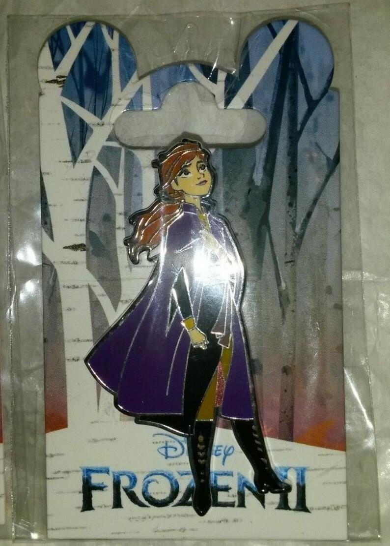 Frozen 2 Anna and Elsa Standing Disney Land Paris Dlrp Dlp October 2019 2 Pins