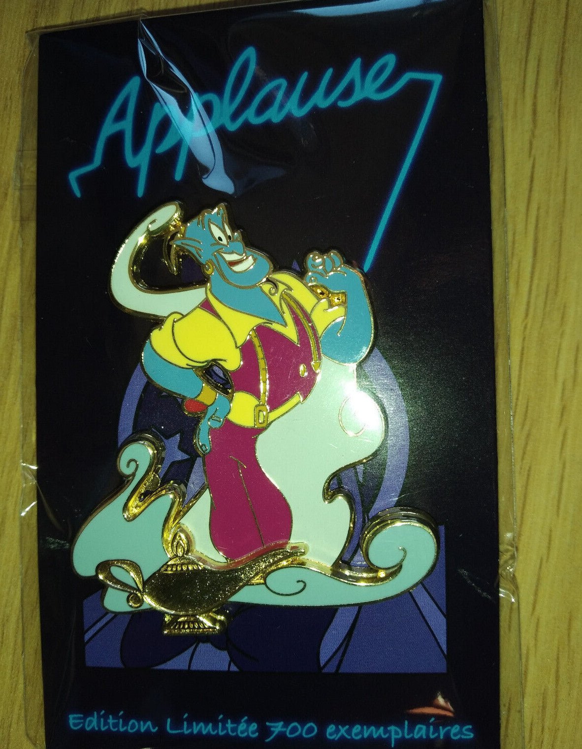 Genie Taylor with lamp Disney Land Paris LE 700 Dlrp Dlp 2022 Pin on Pin