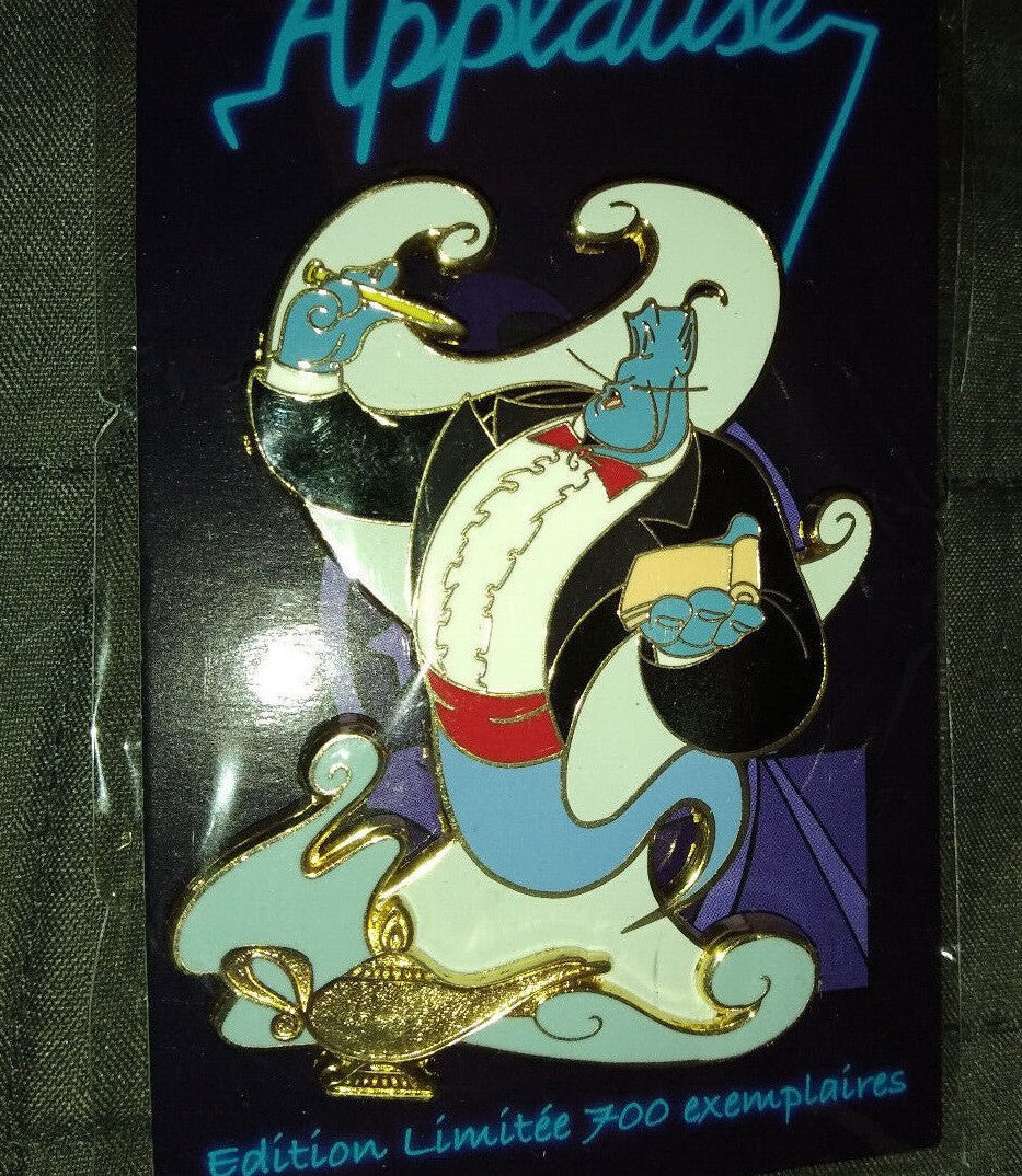 Genie Waiter with lamp Disney Land Paris LE 700 Dlrp Dlp 2022 Pin on Pin