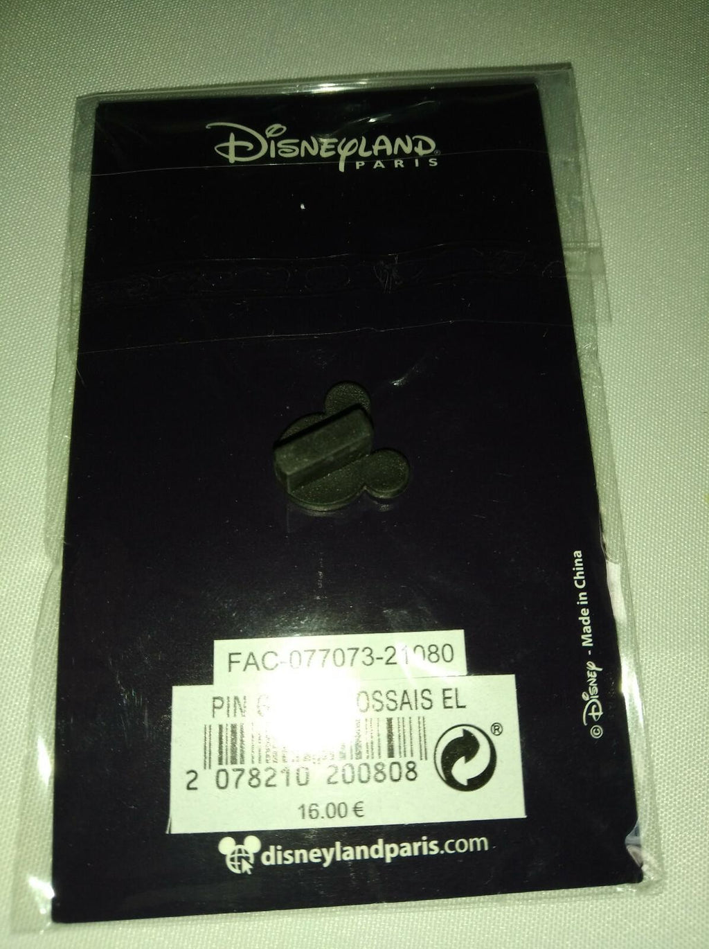 Genie with lamp Scotsman Disney Land Paris LE 700 Dlrp Dlp 2022 Pin on Pin