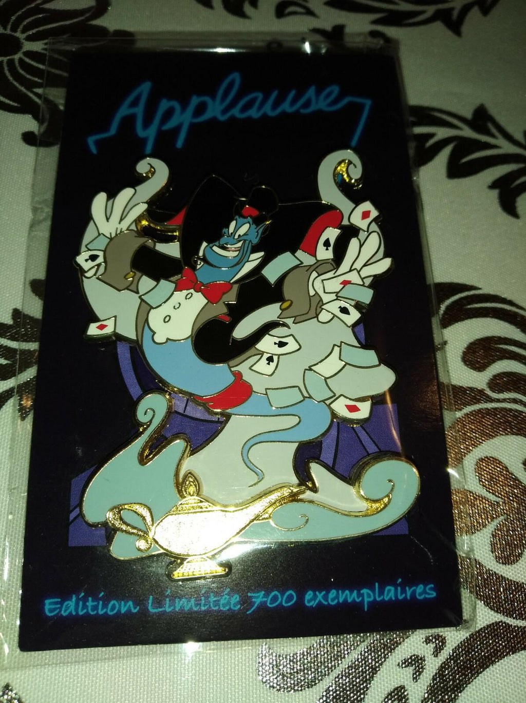 Genie with lamp Tuxido Cards Disney Land Paris LE 700 Dlrp Dlp 2022 Pin on Pin