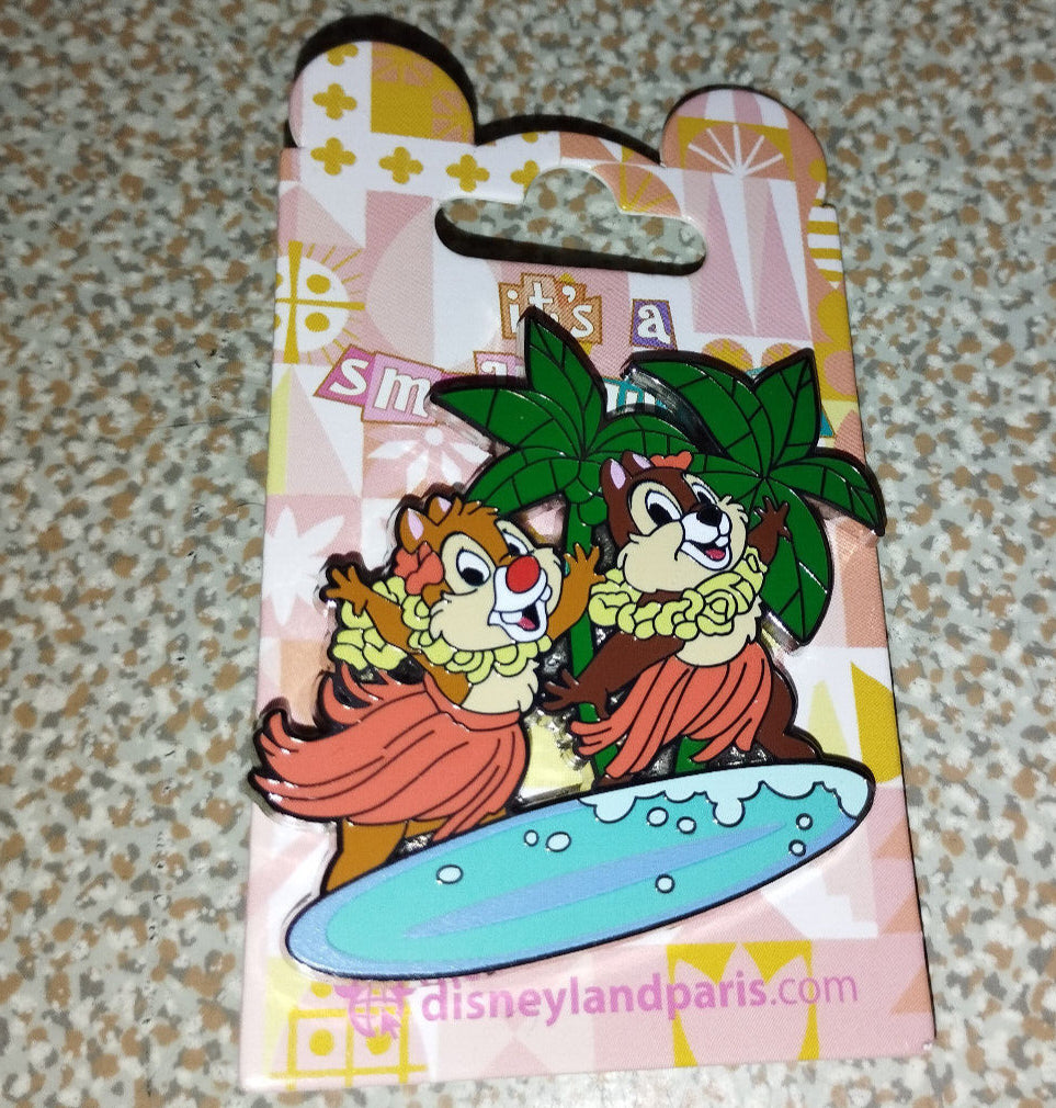 Hula Chip and Dale on Surfboard Small World Series Disney Paris Dlp 2024 pins
