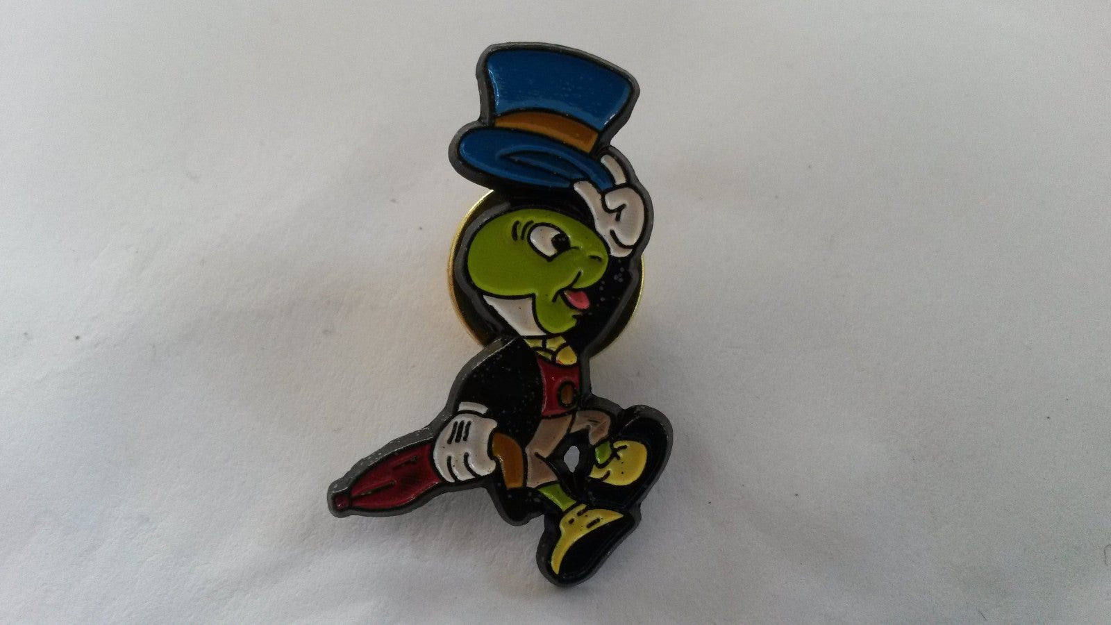 Jiminy Crickey (Pinocchio) tipping hat European Disney Pin