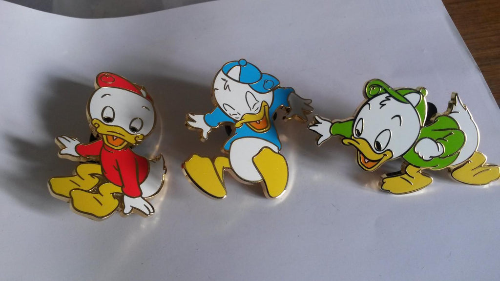 Louie Dewey Huey Donald nephew Disney Paris Cast Lanyard Series 5 Dlp LE 3 pins