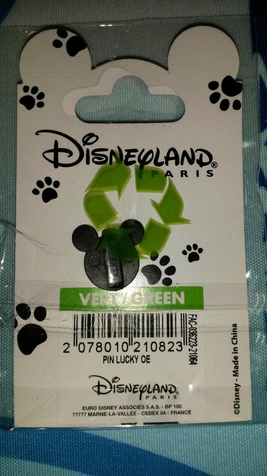 Lucky 101 Dalmatian puppy dog with plate Disney Paris Dlrp Dlp 2021 Pin