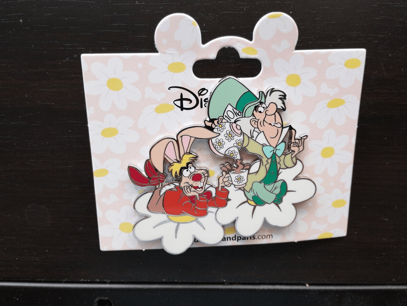 March Hare Mad Hatter serving tea Daisy Disney Land Paris Dlp 2024 Pin