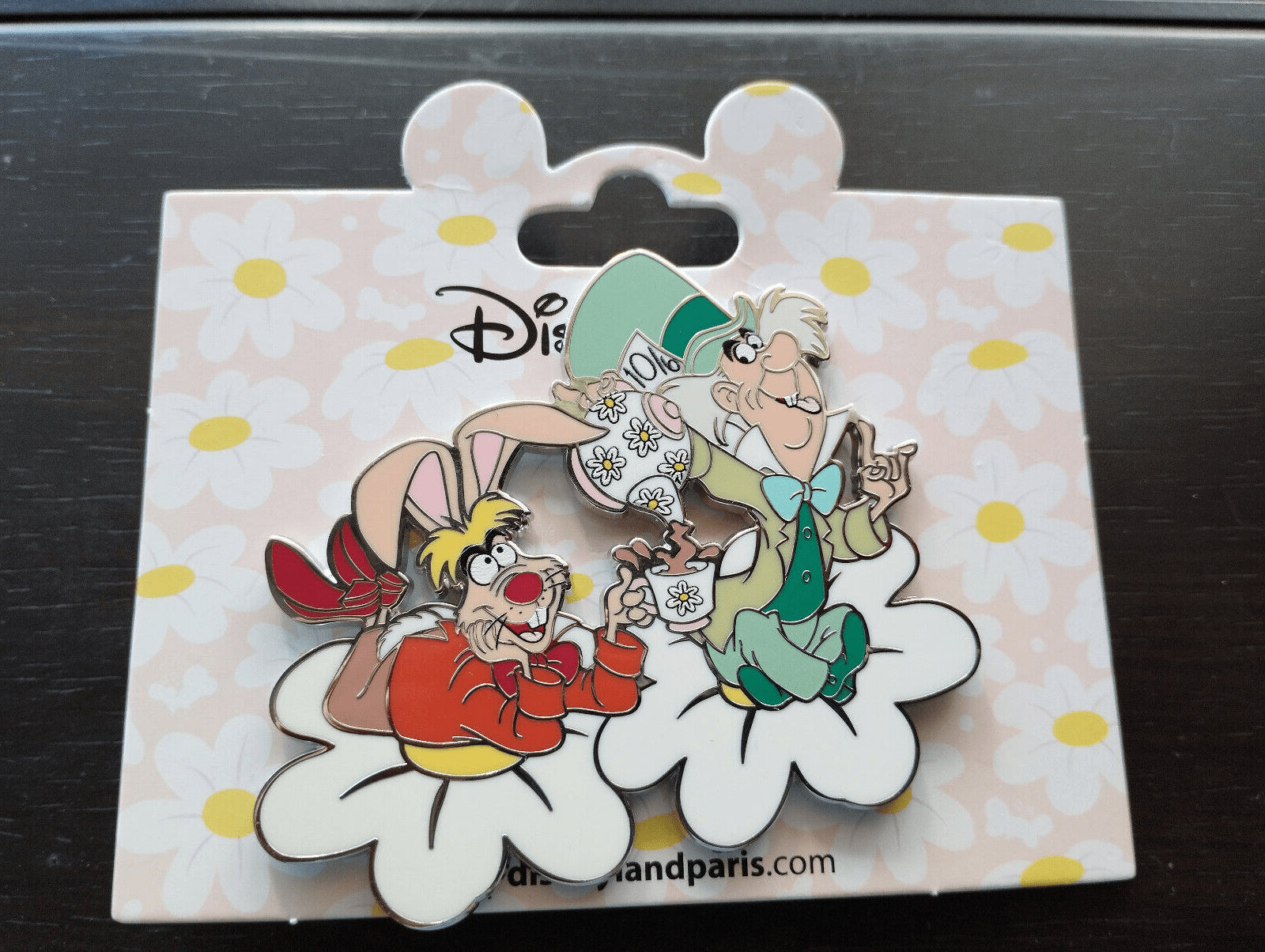 March Hare Mad Hatter serving tea Daisy Disney Land Paris Dlp 2024 Pin