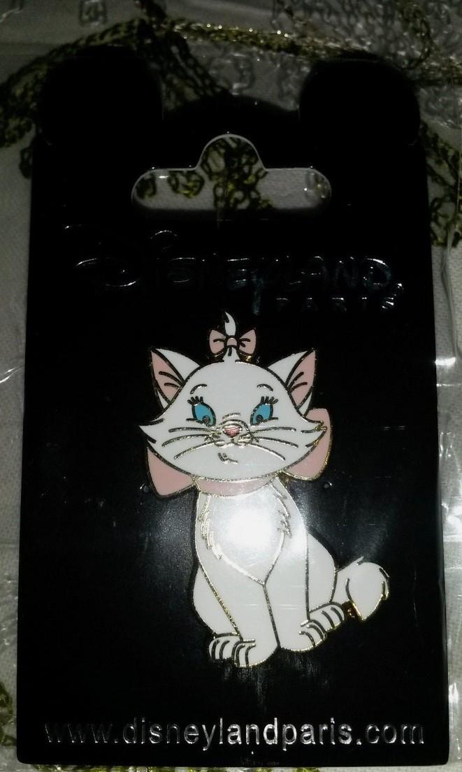 Marie Aristocat Cats and Dogs series Disney Land Paris Dlrp Dlp 2009 Pin