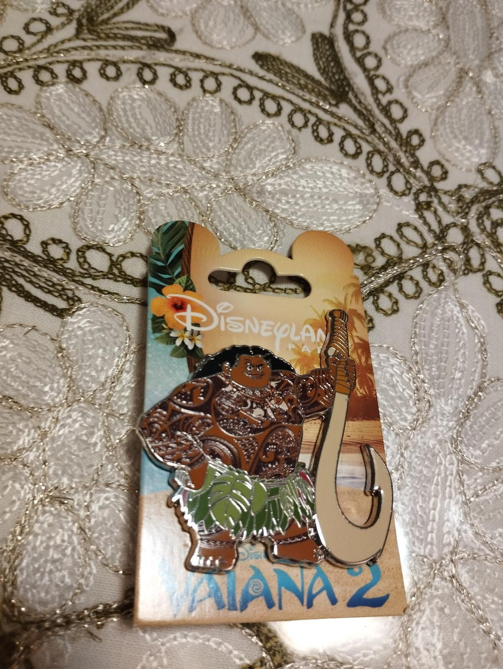 Maui Holding Magic Hook Moana 2 Vaiana Disney Land Paris Dlrp Dlp Nov 2024 Pin