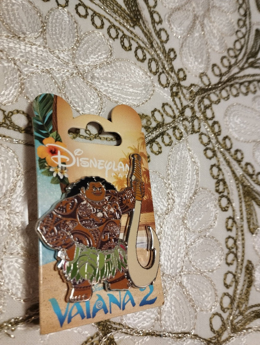 Maui Holding Magic Hook Moana 2 Vaiana Disney Land Paris Dlrp Dlp Nov 2024 Pin